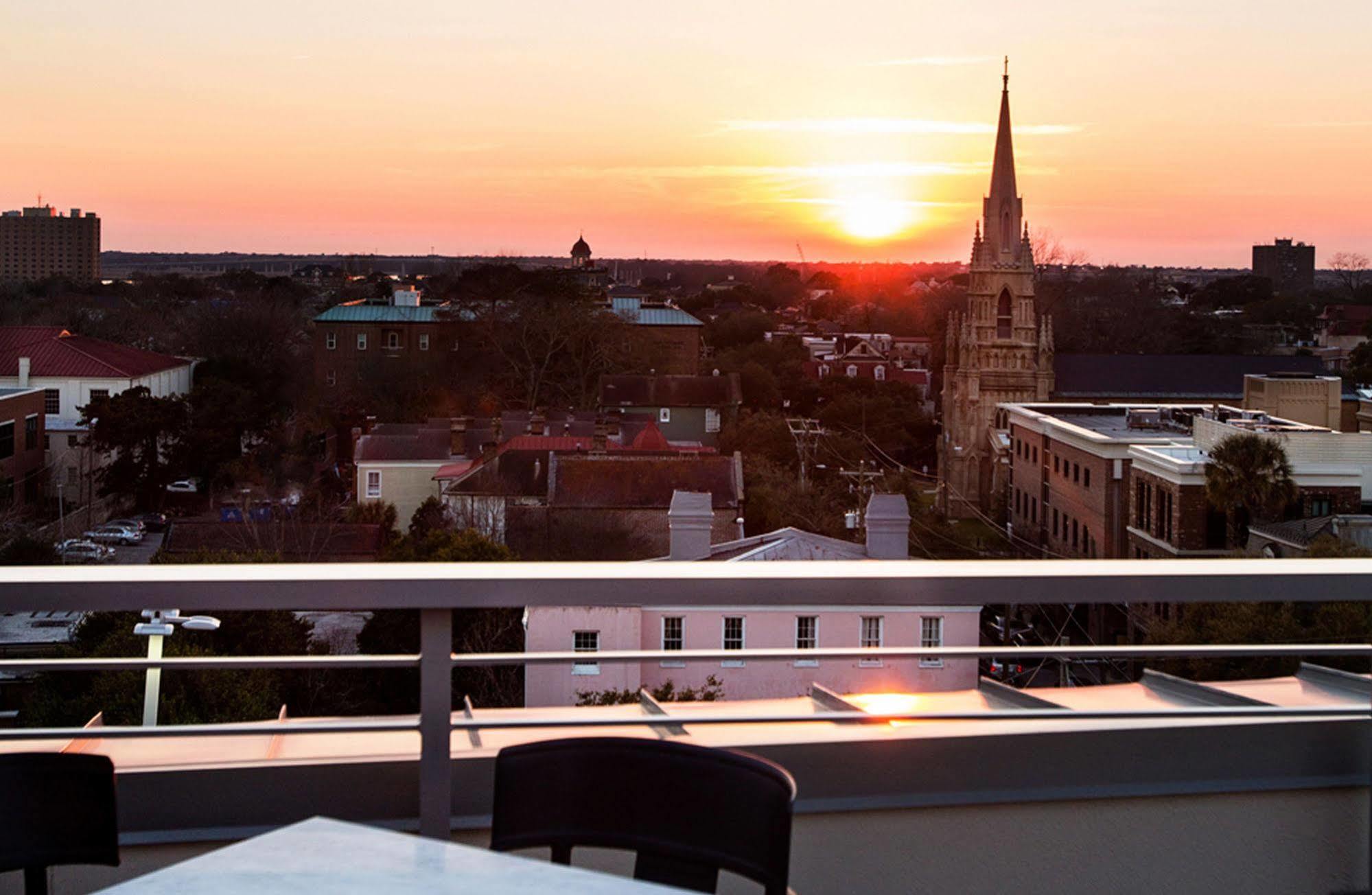 The Restoration Hotel Charleston Esterno foto